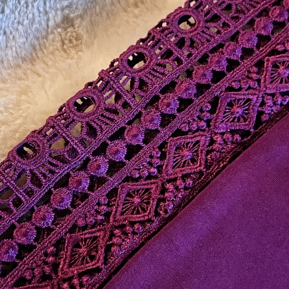 bebe Plum Lace-Inset Long Sleeve Romper - Picture 7 of 7